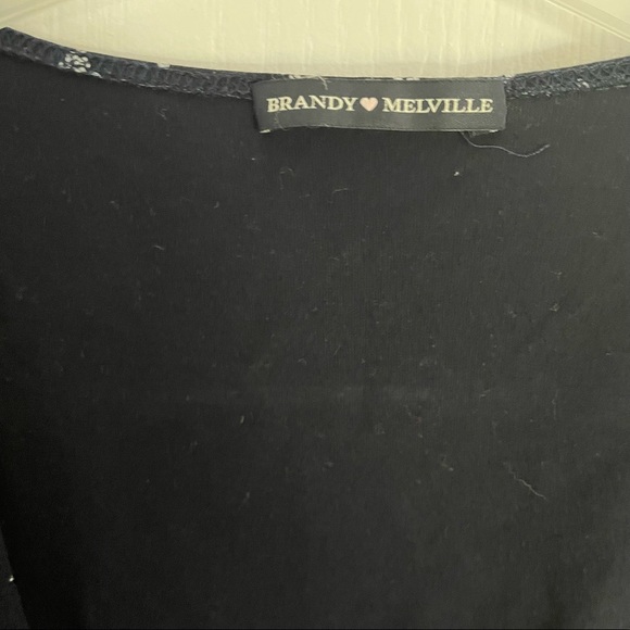 Brandy Melville Rae top - Picture 3 of 4